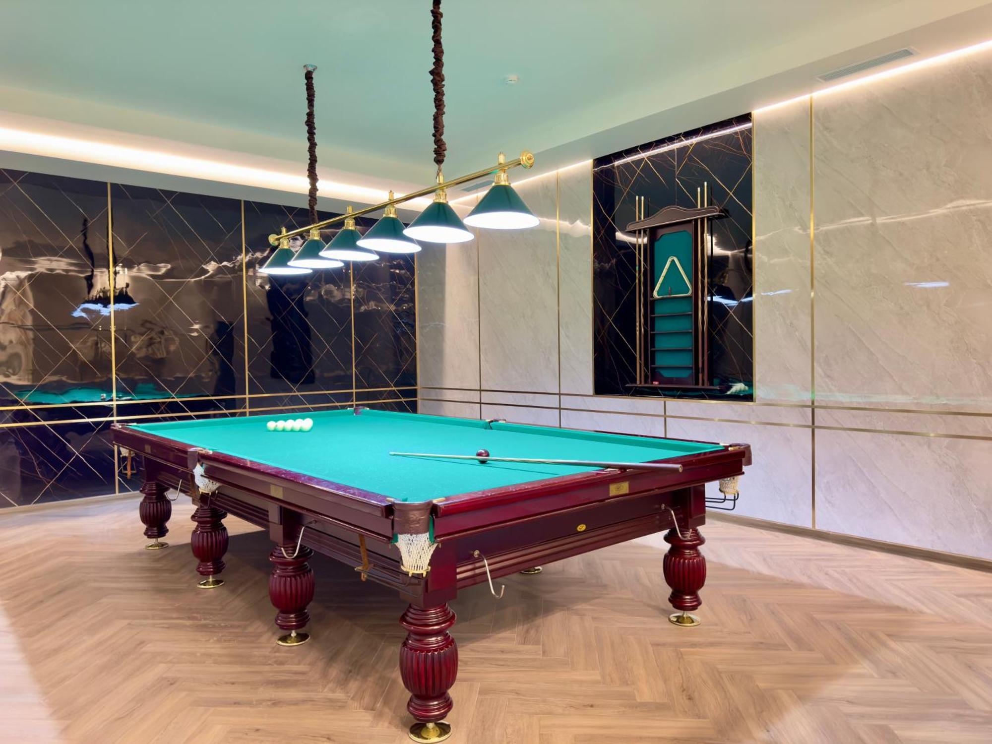 Hotel Sultan Qarshi Buitenkant foto